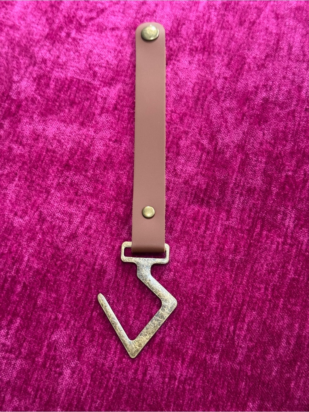 Buer Leather Hooks Set of 35 Multifunctional Brown Leather Hangers Hooks